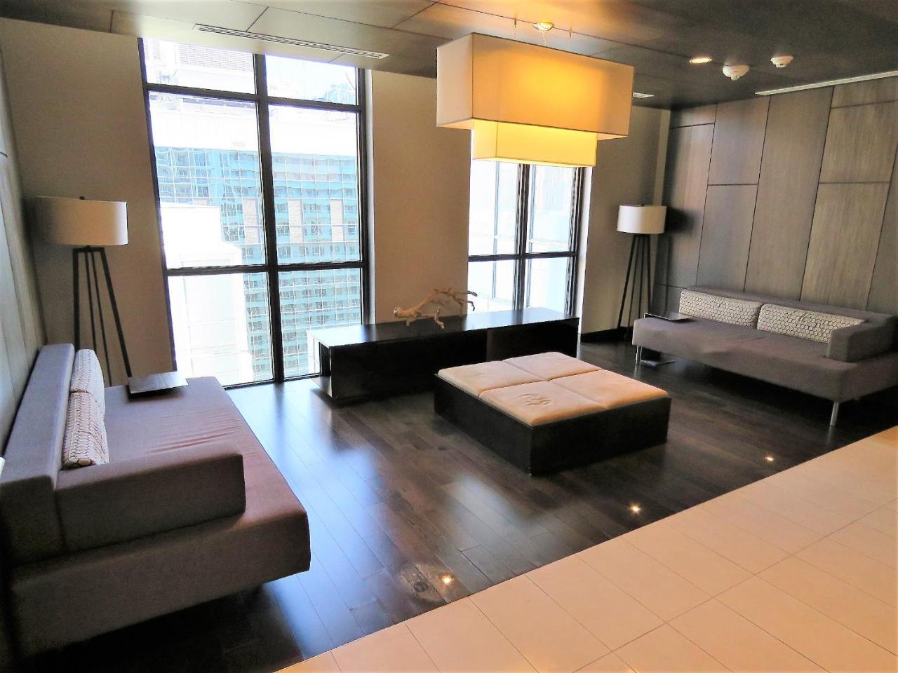 Upscale Suite At Cn Tower, Metro Convention & Rogers Centre Toronto Exterior foto